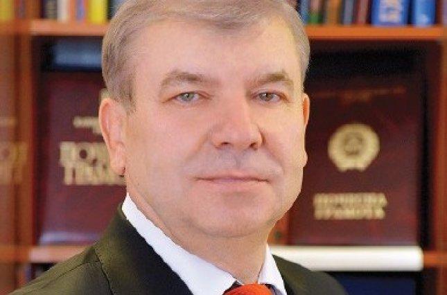 Уволен судья Высшего хозсуда Швец, у которого изъяли валюту и паспорт Венгрии