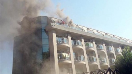 Фото: пожар в отеле