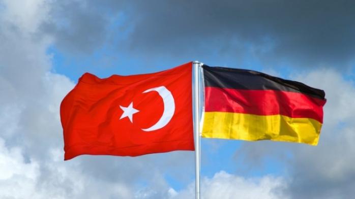 Германия вывела из Турции своих военных из-за ухудшения дипотношений со страной
