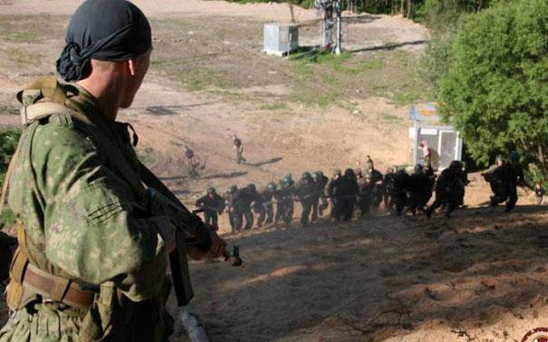 На Донбассе командование армии РФ приостановило увольнение офицеров из службы — разведка