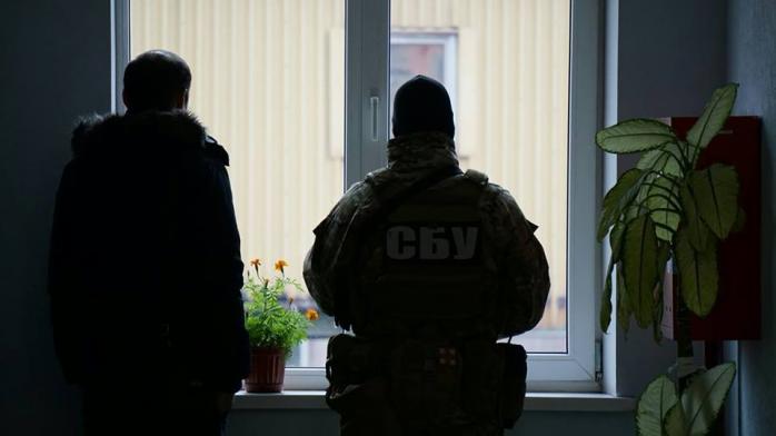 СБУ розкрила причину обшуків у міськраді Запоріжжя (ФОТО)