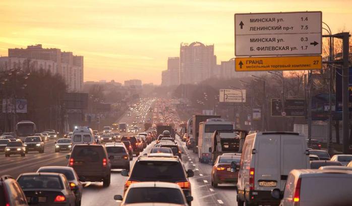 МОЗ: У Києві через спеку зростає рівень забруднення повітря