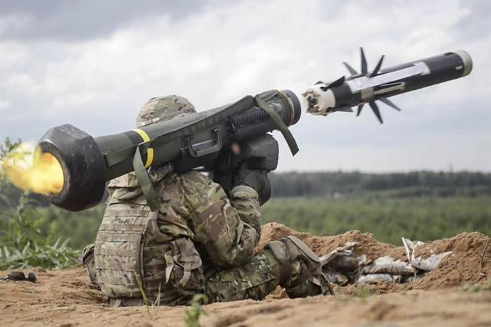 Пентагон рекомендує Білому дому передати Україні протитанкові системи «Джавелін» — ЗМІ