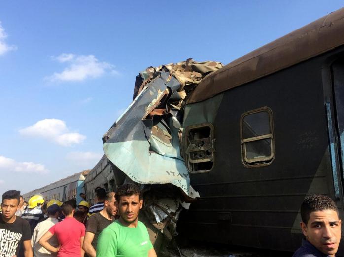 Зіткнення потягів у Єгипті: одного з машиністів затримали та перевіряють на наркотики