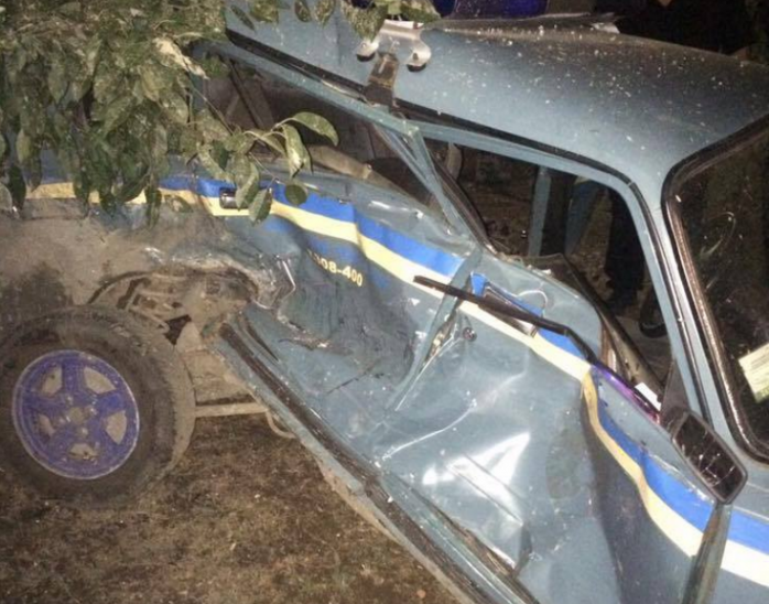 На Одещині п’яний водій протаранив авто поліції, патрульний у тяжкому стані (ФОТО)