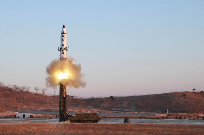 Разведка США: КНДР способна самостоятельно производить ракеты