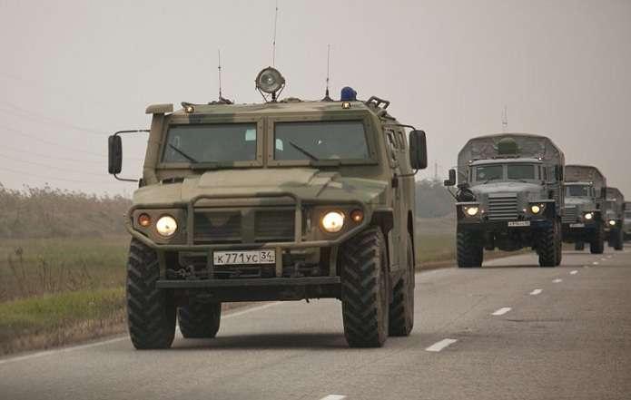 Колона військової техніки РФ заїхала в Білорусь (ВІДЕО)