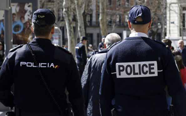 Полиция назвала имя исполнителя теракта в Барселоне, его ищут по всей Европе (ФОТО, ВИДЕО)