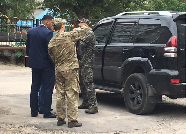 Депутат Николаевского горсовета от «Оппоблока» заявил о минировании его автомобиля (ФОТО)