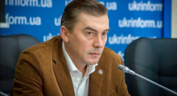 СБУ проводит обыск в приемной нардепа Добродомова в рамках дела Курченко