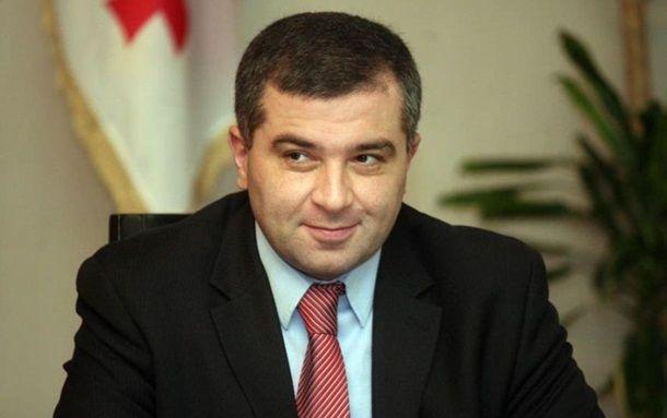Давид Саакашвили покинул Печерский райотдел миграционной службы