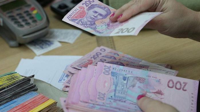 БПП инициирует повышение минимальной зарплаты до 4 тыс. грн