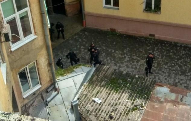 Полиция нагрянула с обысками во львовский офис телеканала ZIK