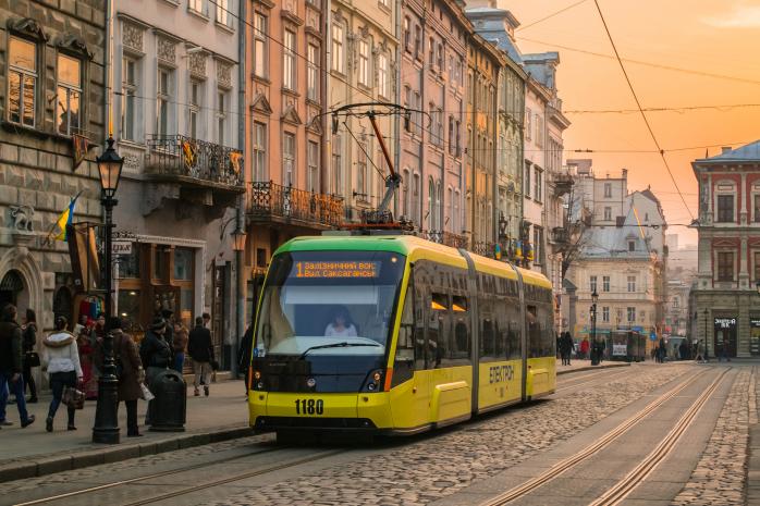 Непогода остановила движение всех трамваев во Львове