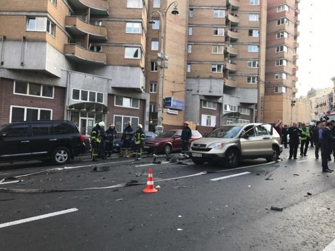 Взрыв автомобиля в Киеве: правоохранители рассматривают шесть версий убийства