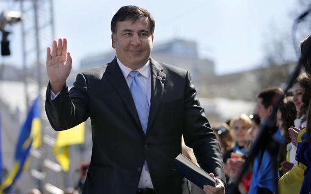 Возвращение Саакашвили: к КПП «Краковец» прибыли молодчики в черном (ТРАНСЛЯЦИЯ)
