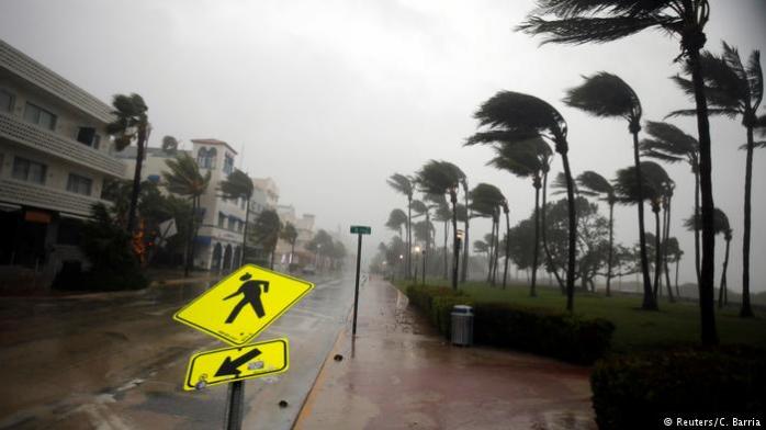 ЗМІ повідомили про перших жертв урагану «Ірма» в США