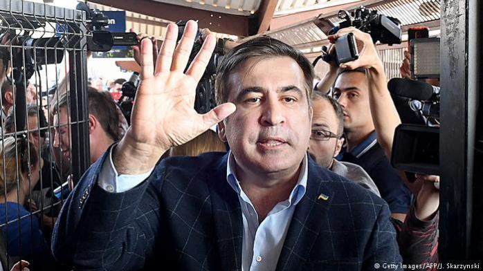 Аваков: Саакашвили должен пройти процедуру оформления на КПП «Шегини»