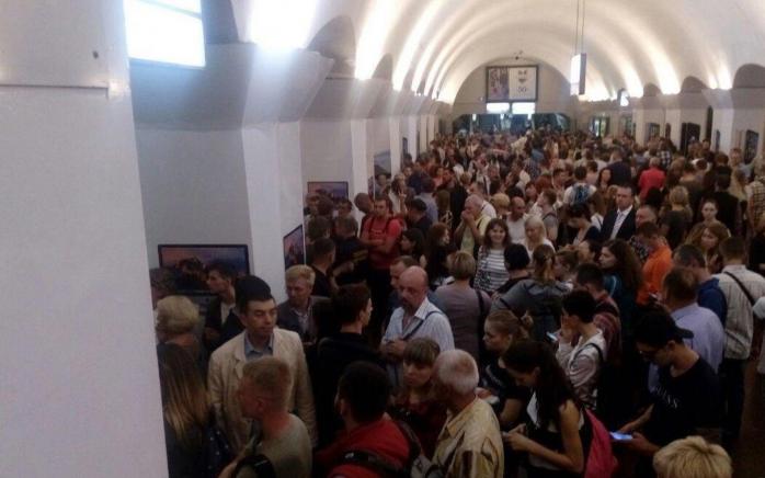 Пожар в киевском метро: некоторые станции прекратили работу из-за возгорания проводки (ФОТО)