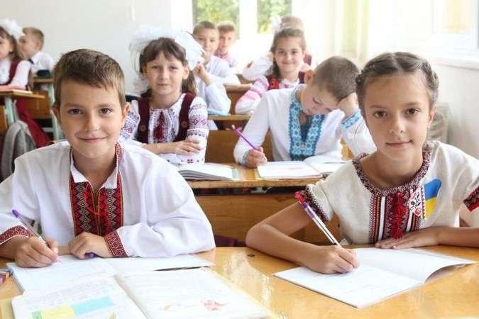 Новый закон об образовании в Украине: в МОН ответили на критику со стороны других государств