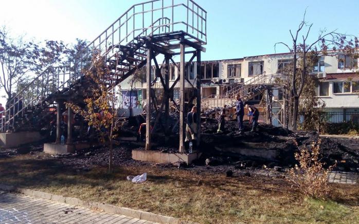 Суд в Одессе арестовал ответственную за пожарную безопасность в детском лагере «Виктория»