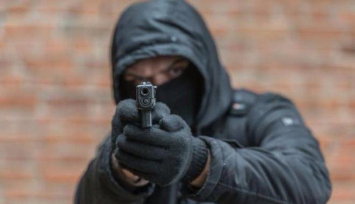 Стрельба в Киеве: неизвестные в балаклавах ранили мужчину (ФОТО, ВИДЕО)