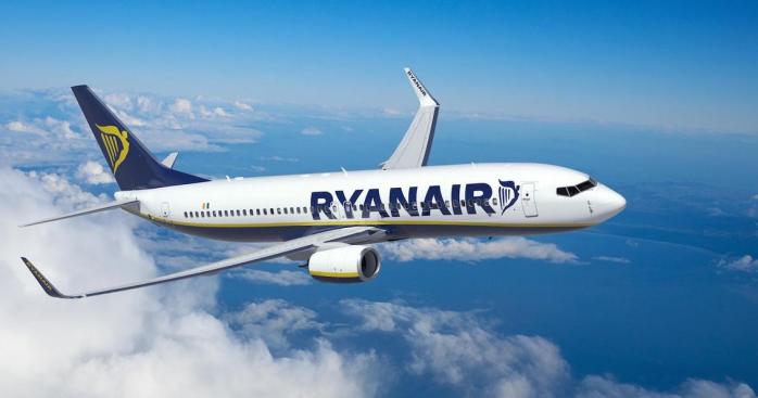Брюссель перевірить Ryanair на предмет порушення прав пасажирів через скасування 2 тис. рейсів