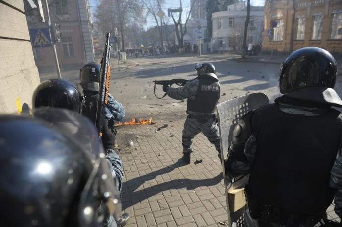 Расстрел Майдана: суд разрешил арестовать двух харьковских беркутовцев, бежавших в РФ (ВИДЕО)