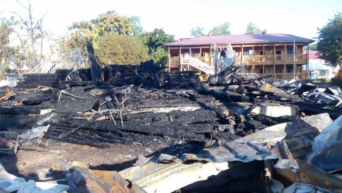 Из-за пожара в детском лагере «Виктория» отстранены еще трое чиновников
