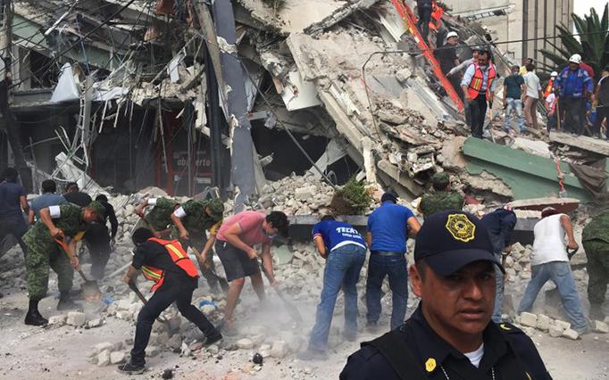 Мексику всколыхнуло мощное землетрясение, погибло 149 человек (ФОТО, ВИДЕО)