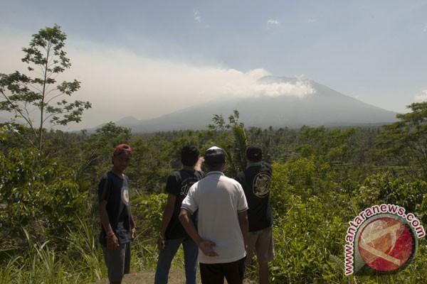 На Бали объявлена эвакуация из-за возможного извержения вулкана