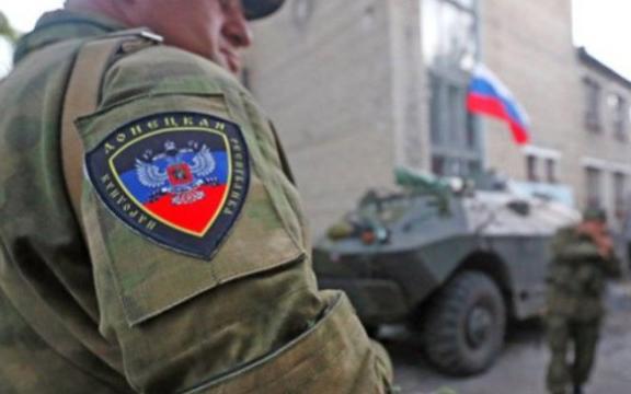 СБУ здався бойовик-охоронець російського командування на Донеччині (ВІДЕО)