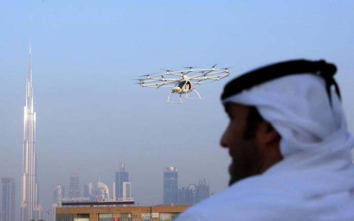 У Дубаї провели перший тестовий політ таксі-безпілотника (ФОТО, ВІДЕО)