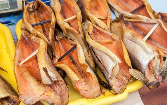 Во Львове проинспектируют все рынки из-за массового отравления рыбой
