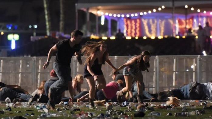 Обнародовано видео стрельбы в Лас-Вегасе с камеры полицейского