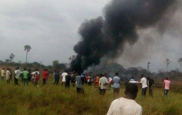 Во время крушения самолета в Конго погиб один украинец — МИД