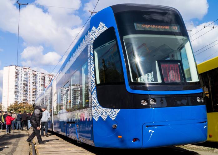 Польская компания собрала для Киева первый из 40 трамваев