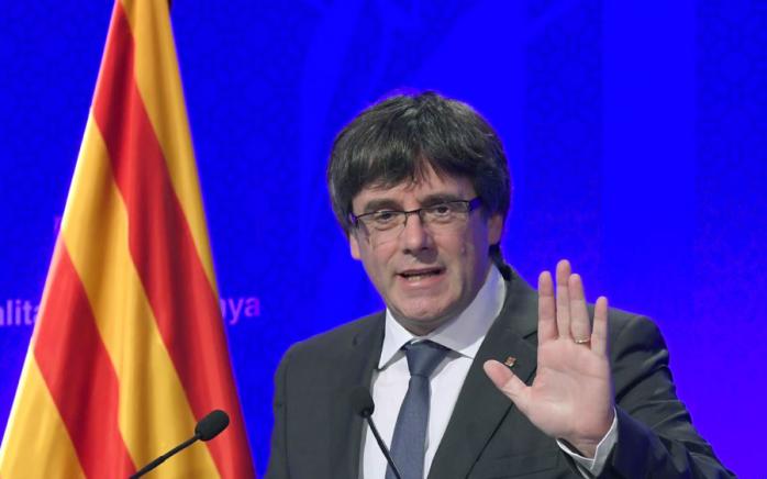 Лидер Каталонии предложил отложить провозглашение независимости региона