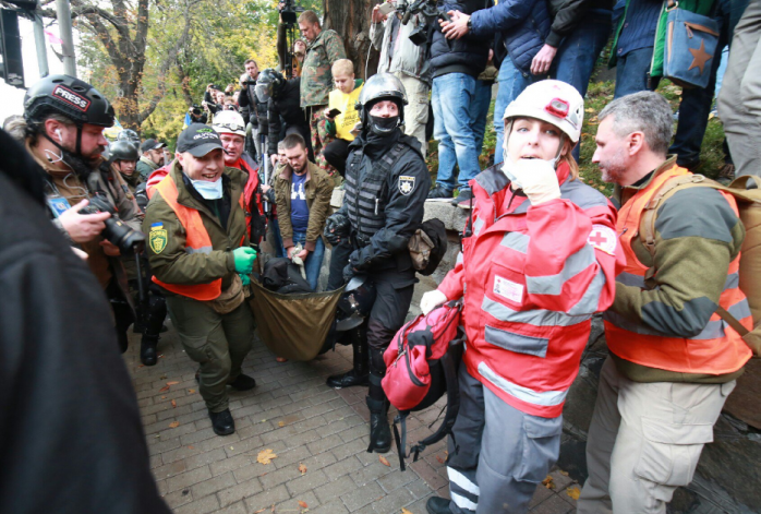 В МВД уточнили количество пострадавших в столкновениях под Верховной Радой
