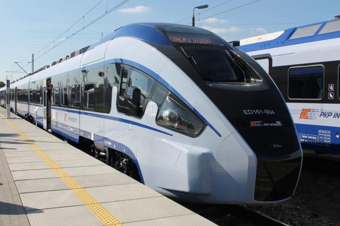 «Укрзалізниця» у грудні запустить потяг із Одеси до Польщі