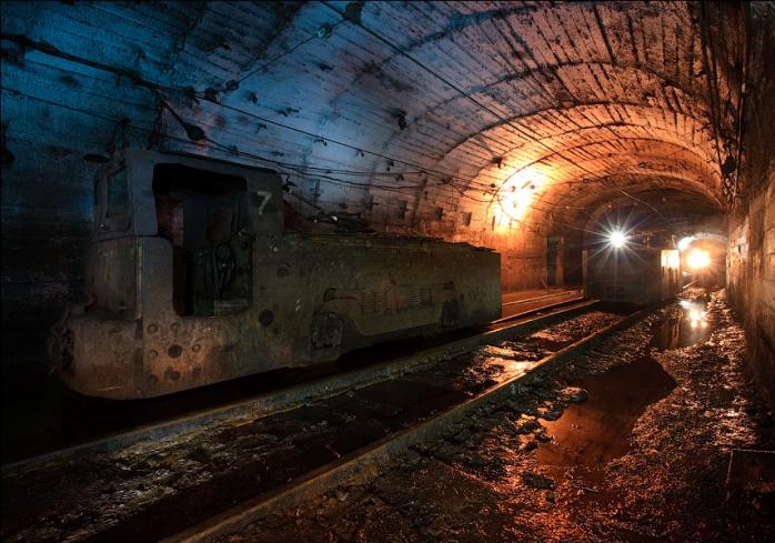 На шахте «Нововолынская» около 40 горняков отказались подниматься на поверхность