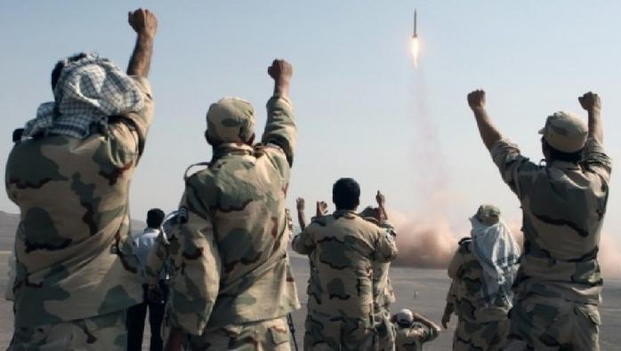 Иран заявил об ускорении ракетной программы в ответ на заявления Трампа