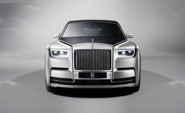 Автопроизводитель Rolls-Royce анонсировал выпуск электрокара