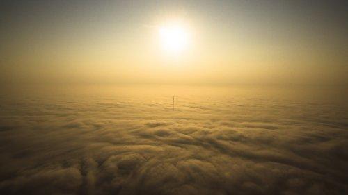 Украина в тумане: пользователи соцсетей публикуют фото погодного явления
