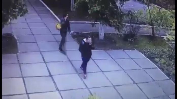 Похитительницу ребенка в Киеве отправили под домашний арест, надев браслет
