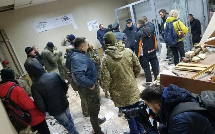 Полиция объявила о подозрении шестерым сторонникам Коханивского