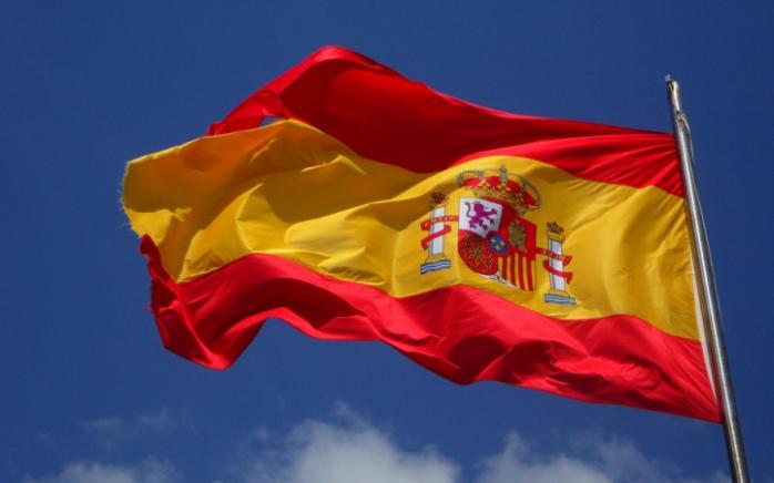 Іспанський уряд розпустив парламент Каталонії