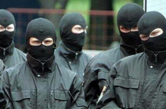 В Одесі 40 осіб у балаклавах демонтували огорожу військової частини та вивезли майно ЗСУ