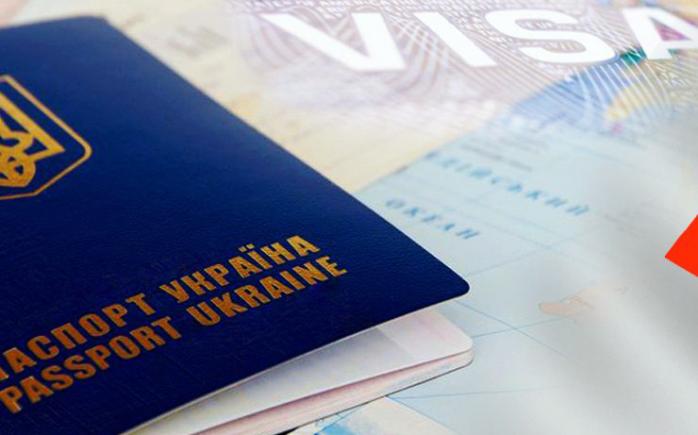 Польша выдаст 900 тыс. рабочих виз для граждан Украины
