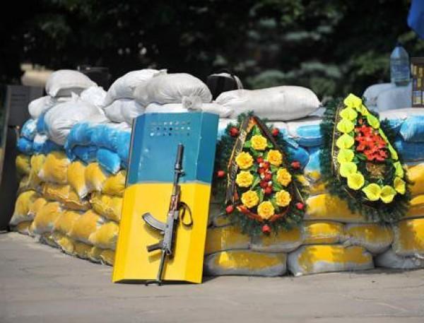 Правительство увеличило финпомощь семьям погибших бойцов АТО